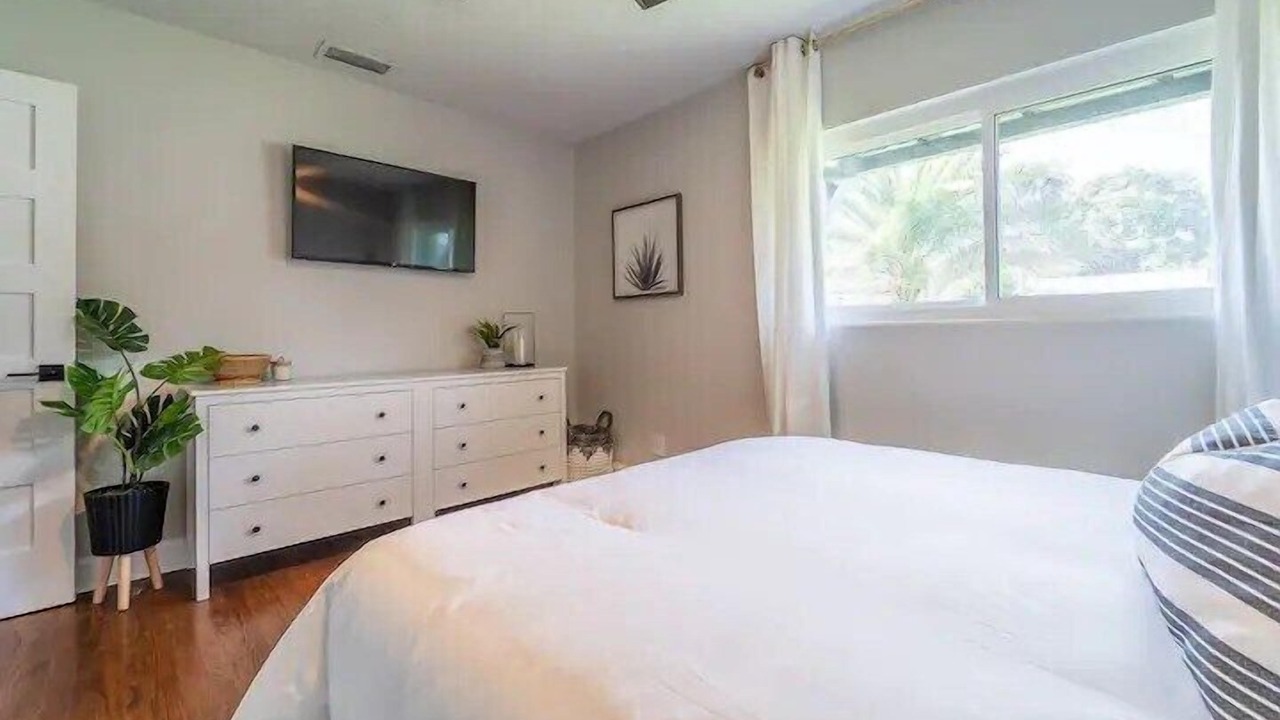 Photo of Bedroom in Jacksonville Beach