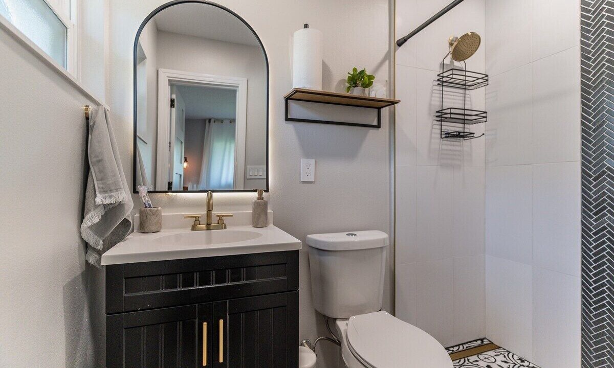 Photo of Bathroom in Jacksonville Beach