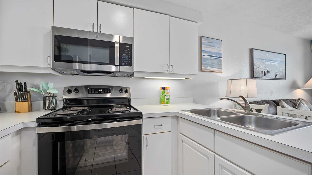 Photo of Kitchen in Brush - Stewarts