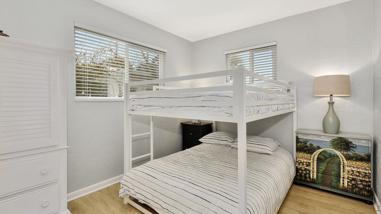 Photo of Bedroom in Glenwood
