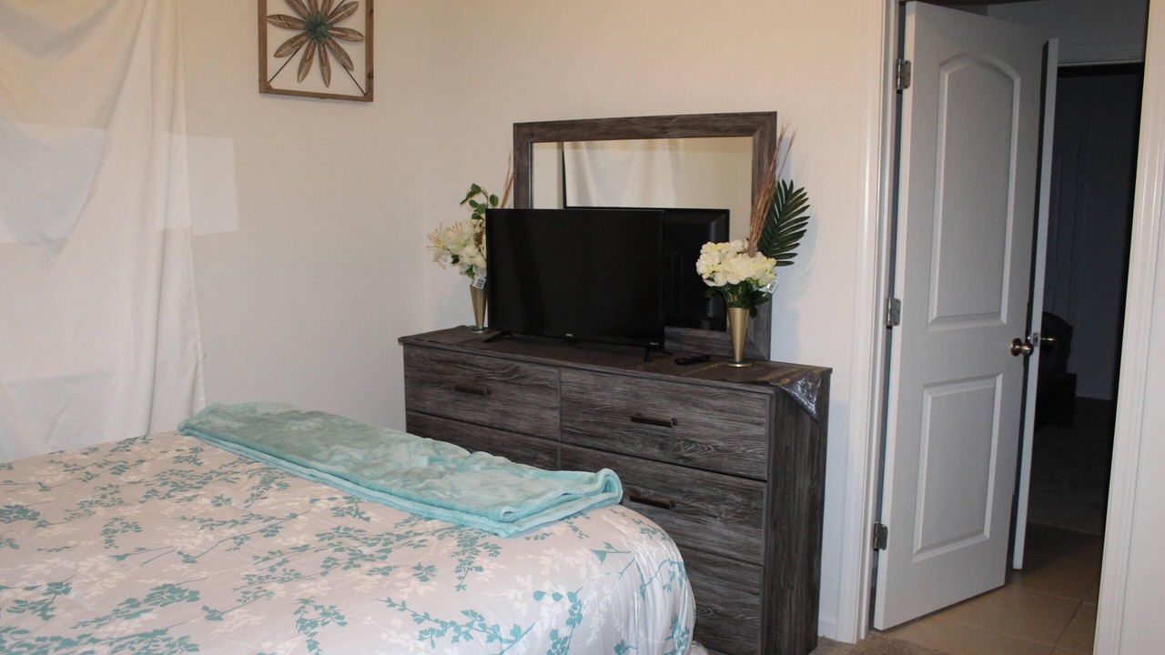 Photo of Bedroom in Doctors Inlet