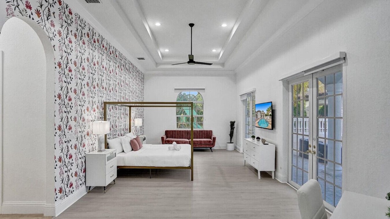 Photo of Bedroom in Davie