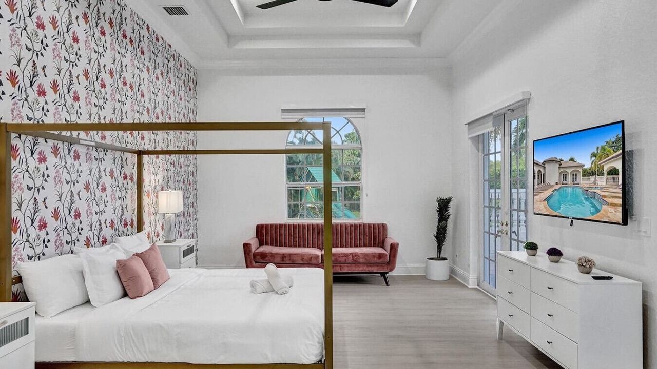 Photo of Bedroom in Davie