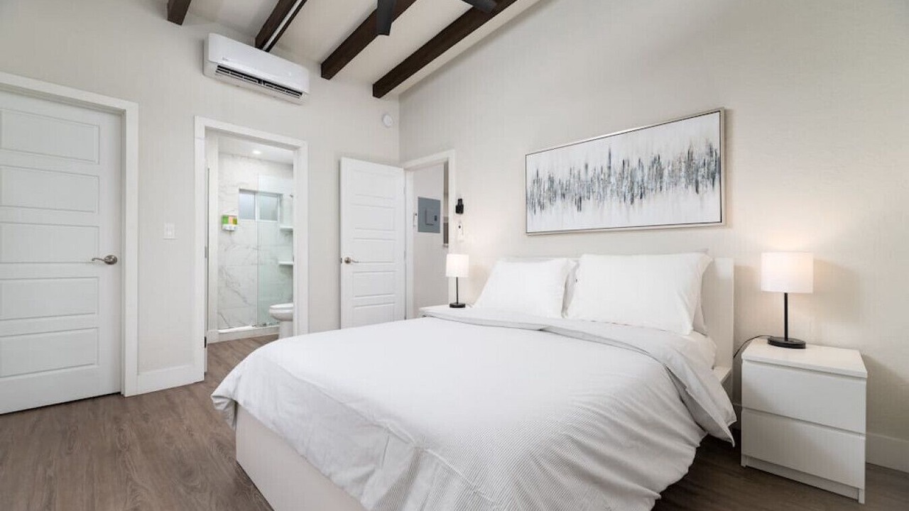 Photo of Bedroom in Lake Ridge