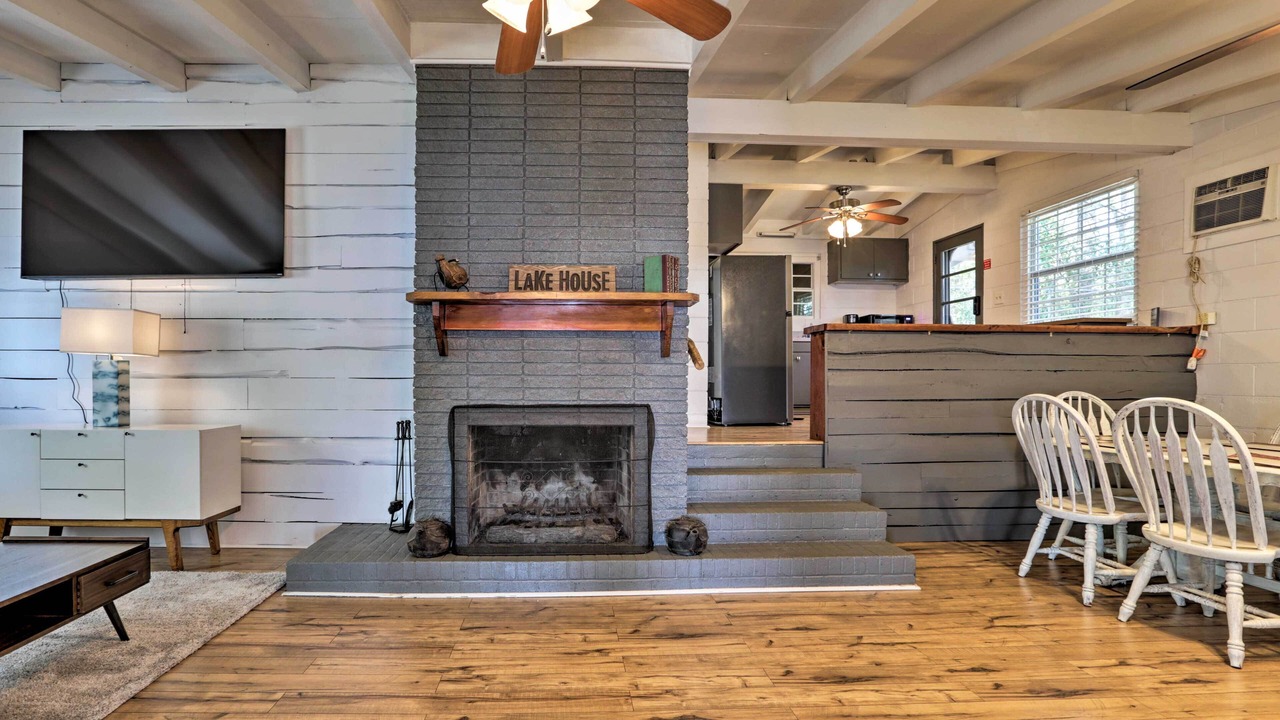 Photo of Livingroom in Quincy