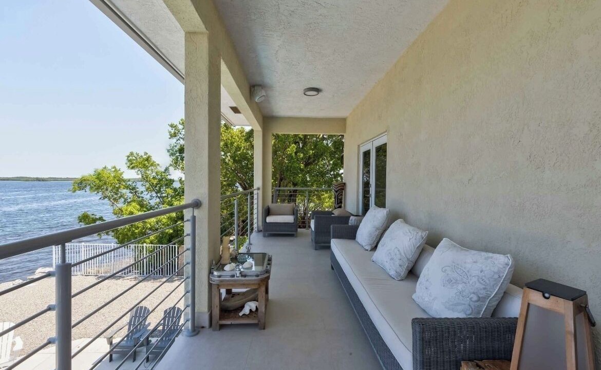 Photo of Patio Balcony in Anglers Park