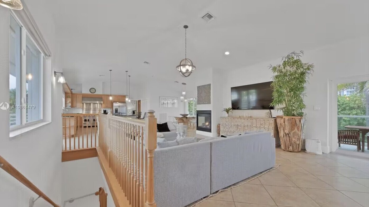 Photo of Livingroom in North Beach