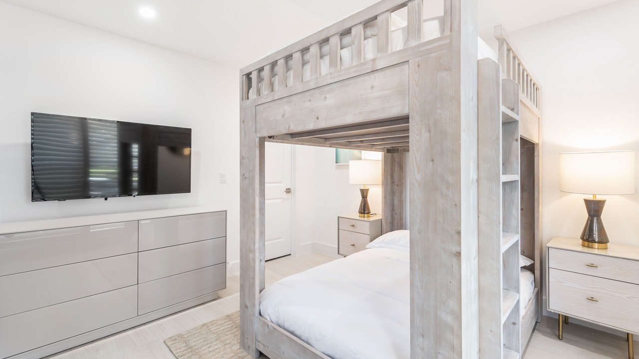Photo of Bedroom in Hunt Club