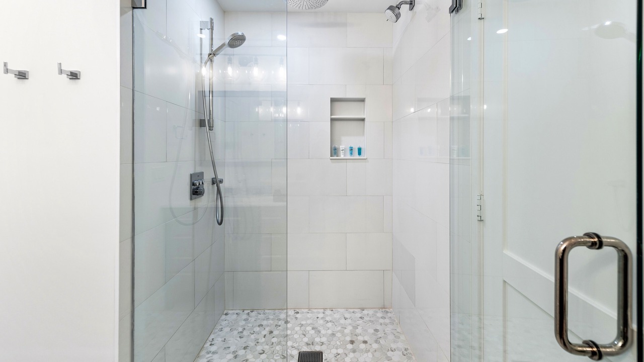 Photo of Bathroom in Hunt Club