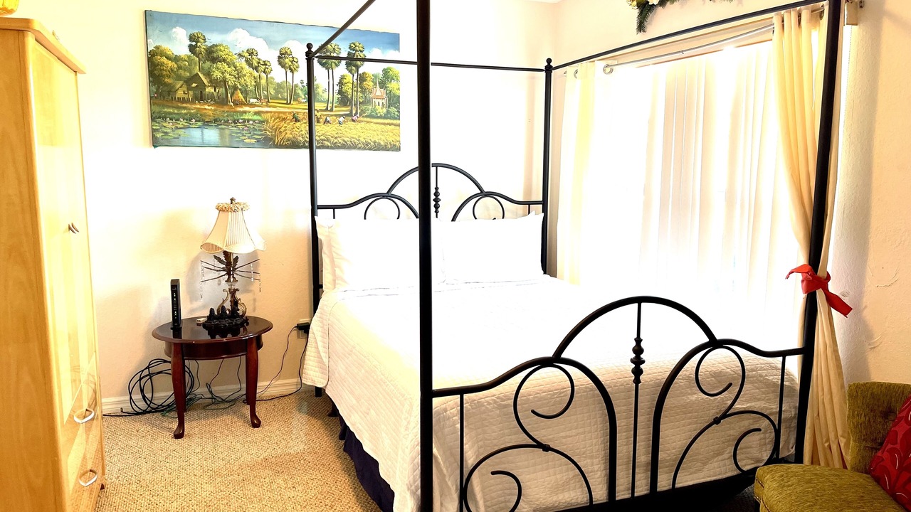 Photo of Bedroom in Sebring