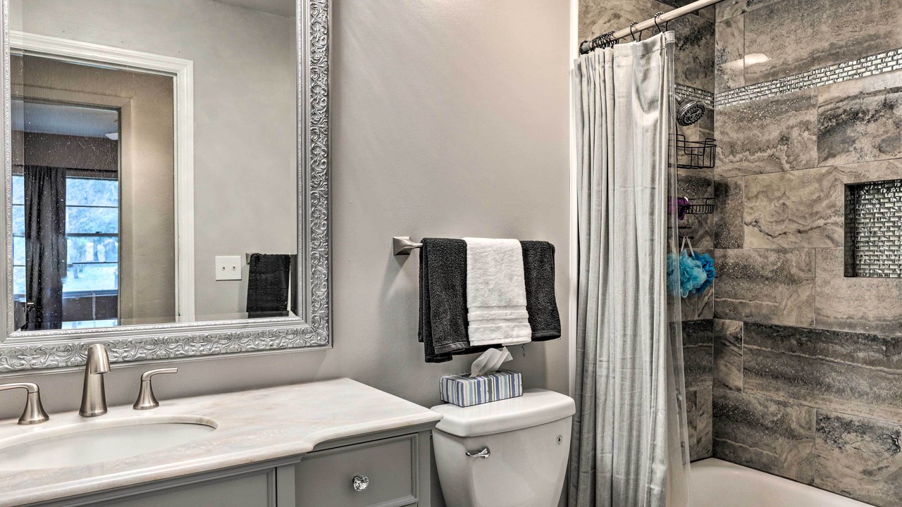 Photo of Bathroom in Kingswood