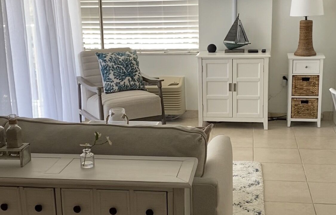 Photo of Livingroom in Fort Myers Beach