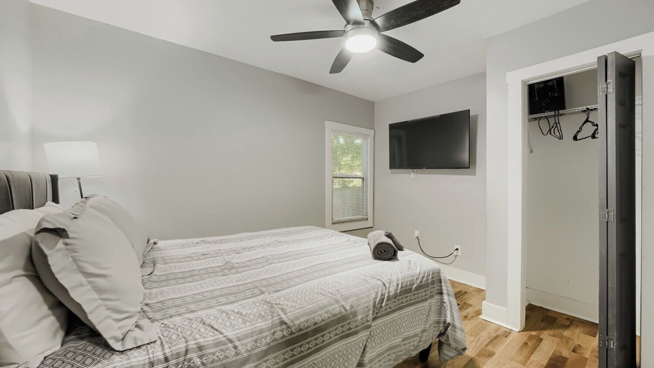 Photo of Bedroom in Pittsburgh
