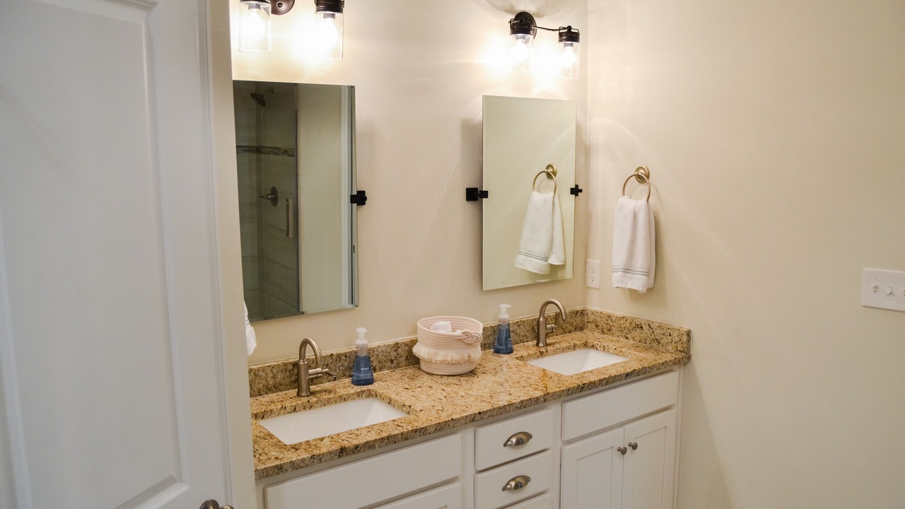 Photo of Bathroom in Martinez