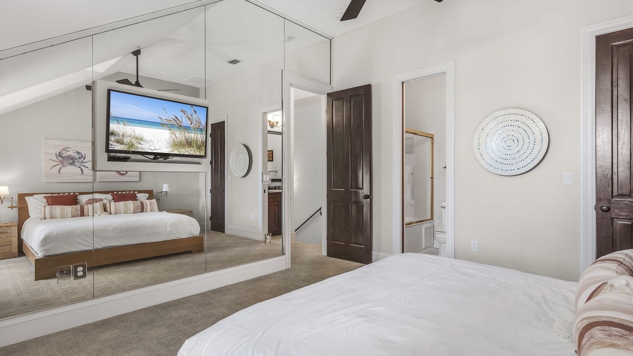 Photo of Bedroom in Baytowne Wharf