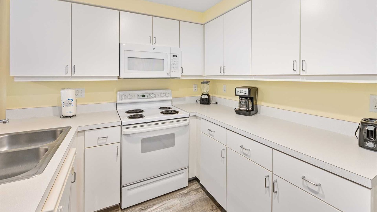 Photo of Kitchen in Brush - Stewarts