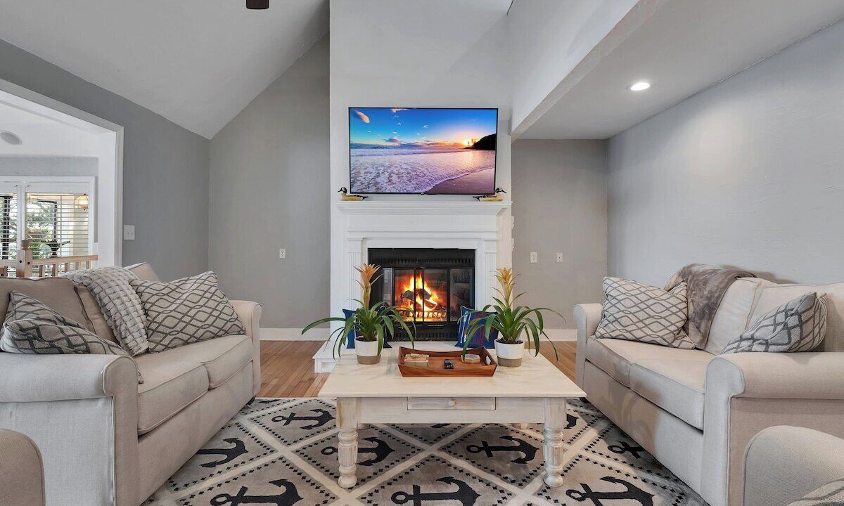 Photo of Livingroom in Quincy