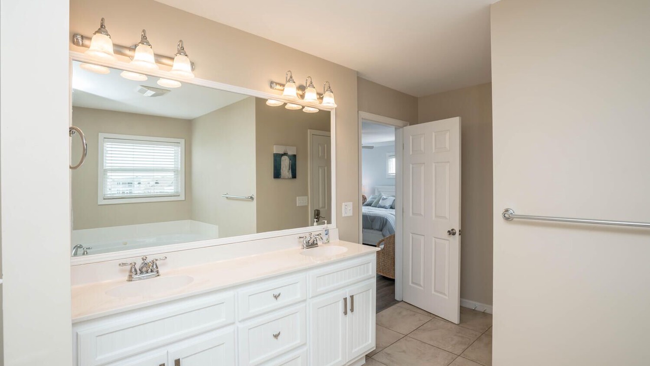 Photo of Bathroom in Sunset Beach