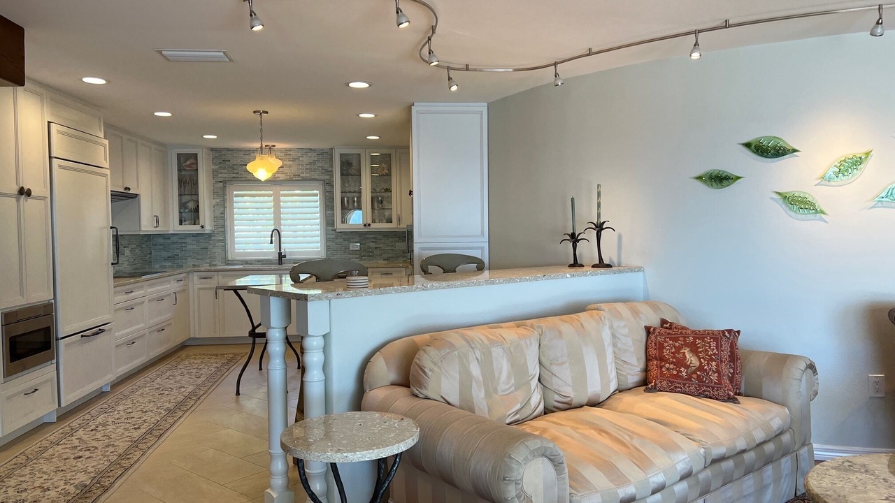 Photo of Livingroom in Bayshore Gardens
