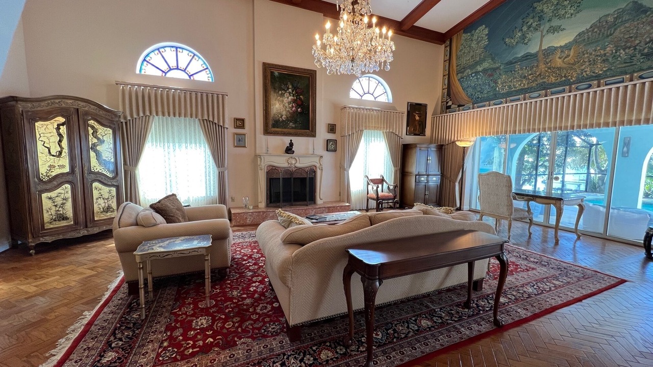 Photo of Livingroom in Bayshore Gardens