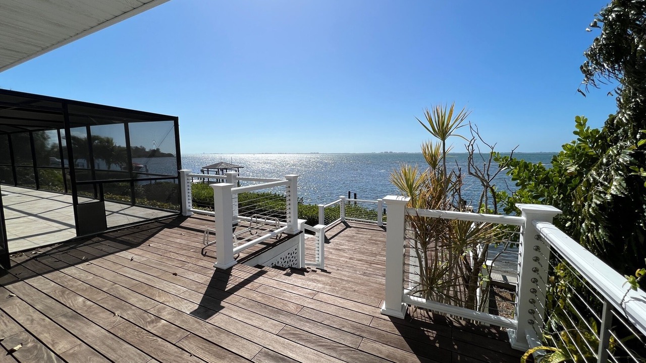 Photo of Patio Balcony in Bayshore Gardens