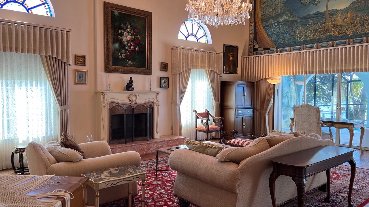 Photo of Livingroom in Bayshore Gardens