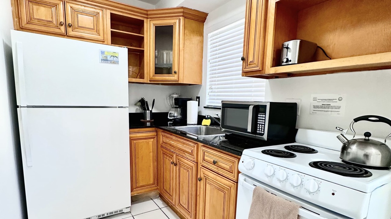 Photo of Kitchen in Hollywood South Central Beach