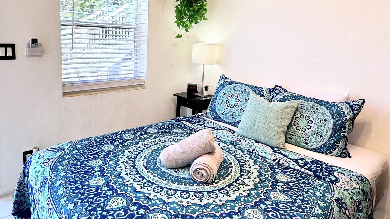 Photo of Bedroom in Hollywood South Central Beach