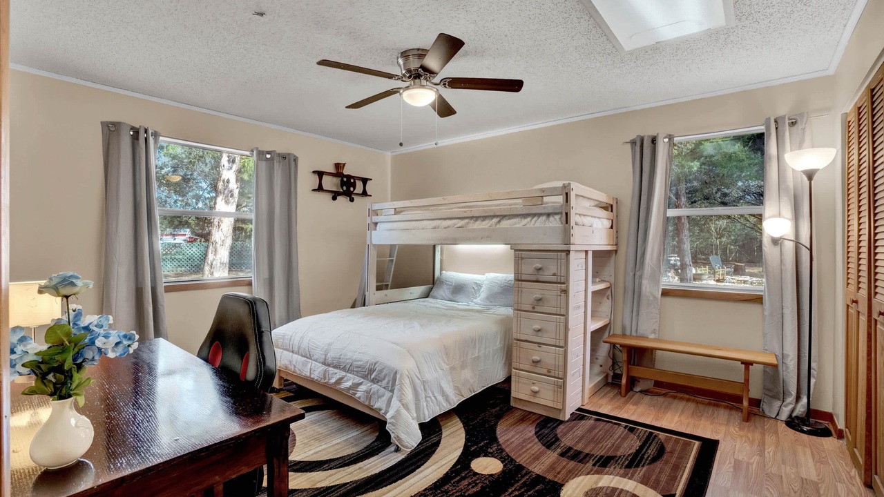 Photo of Bedroom in Eustis