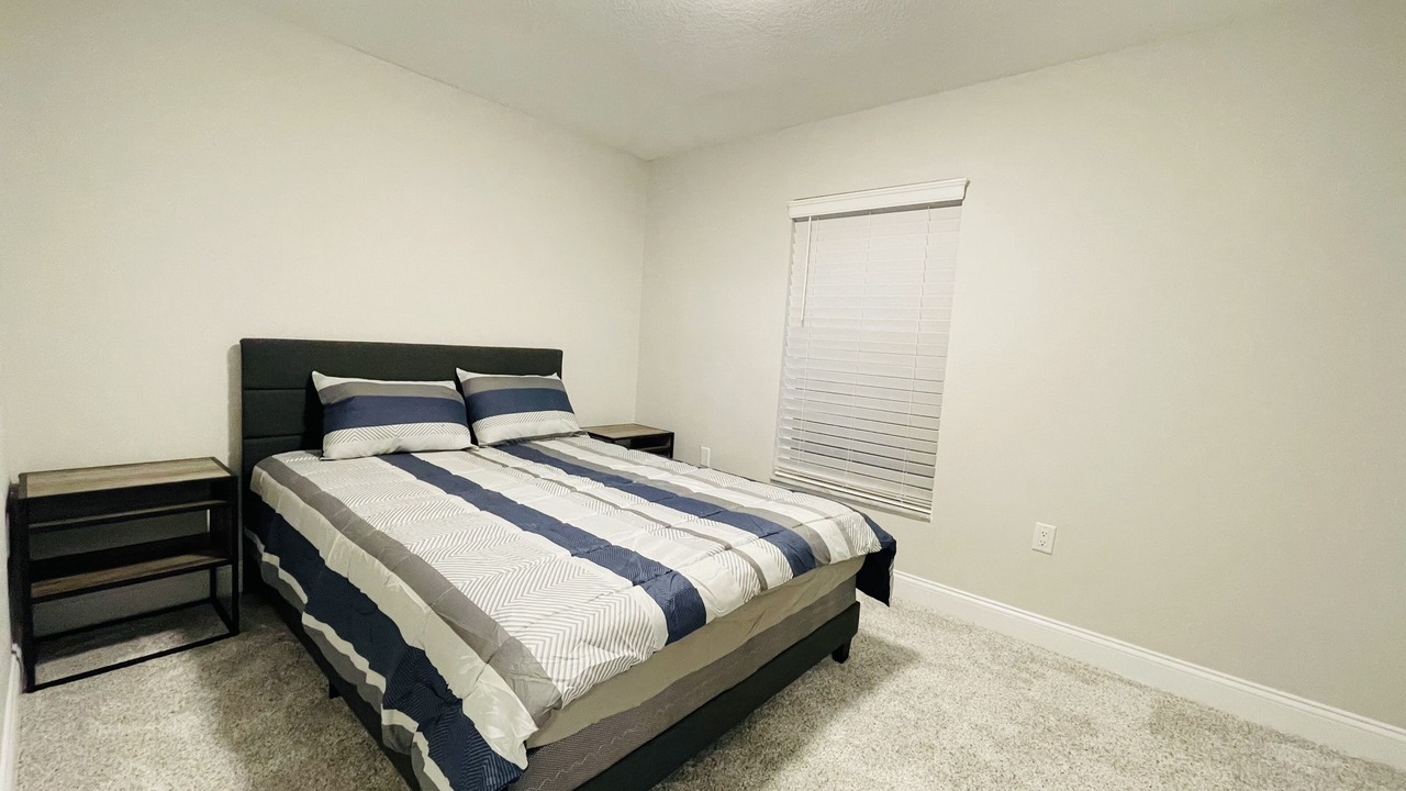 Photo of Bedroom in Seffner Community Alliance