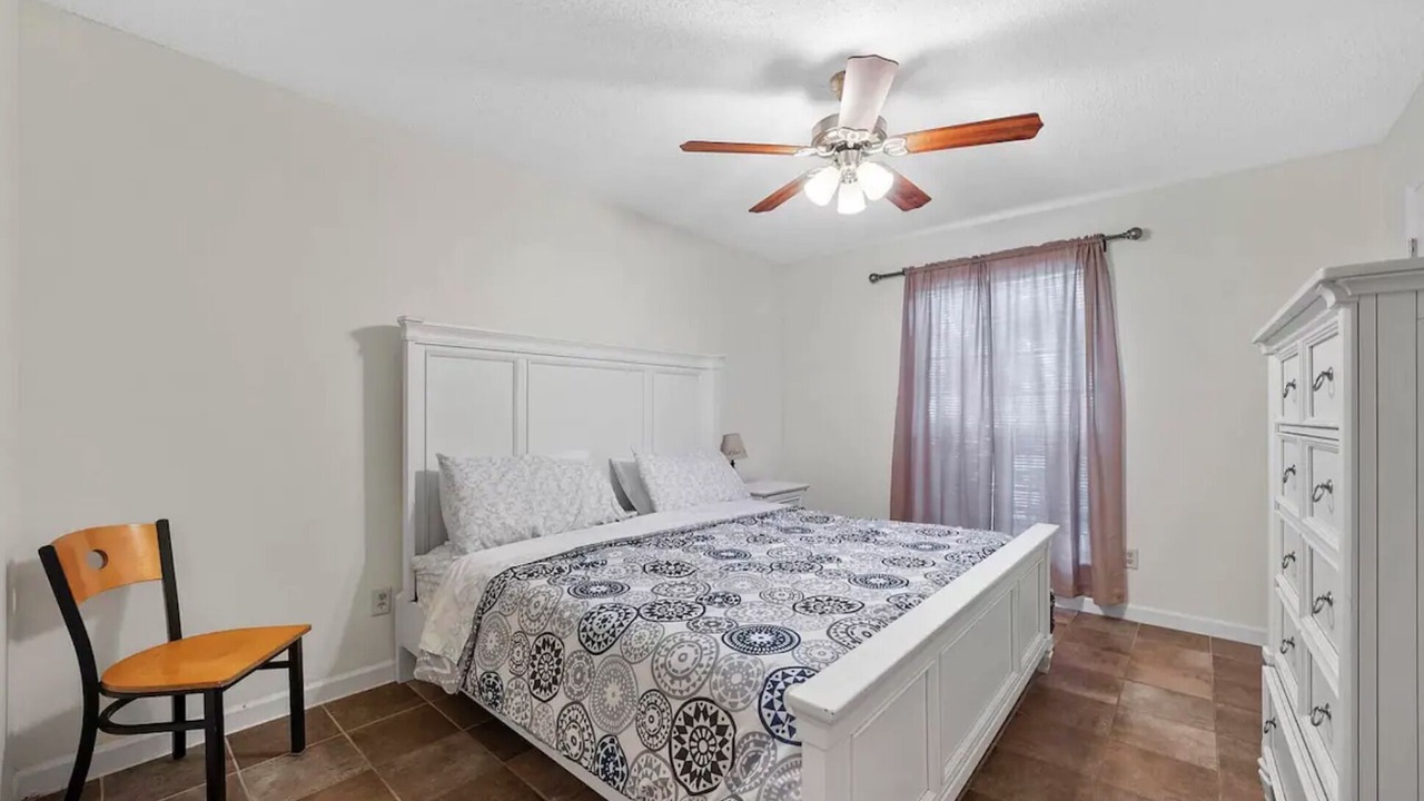 Photo of Bedroom in Treasure Cove