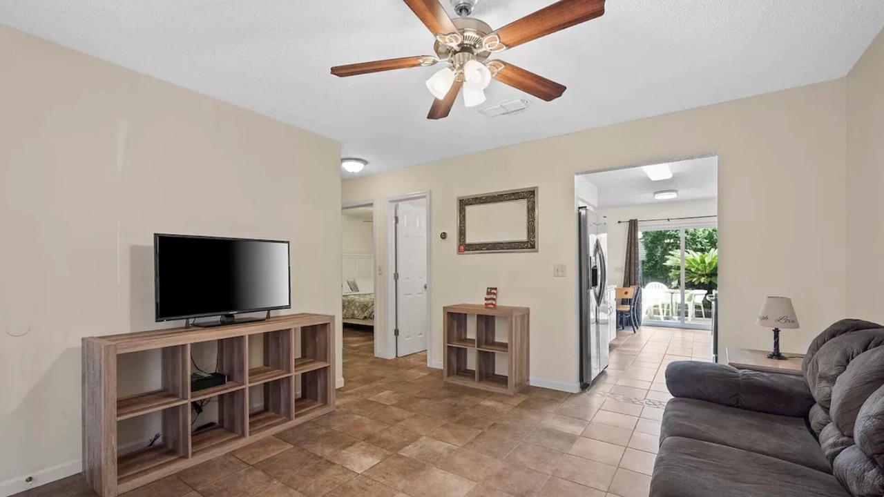 Photo of Livingroom in Treasure Cove