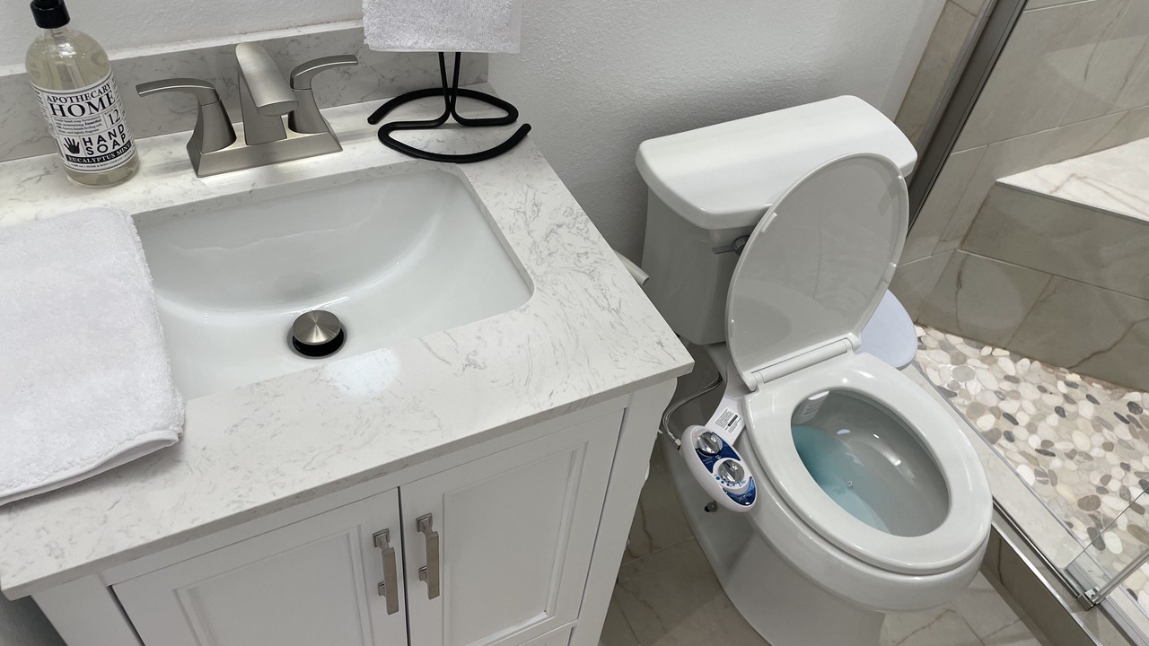 Photo of Bathroom in Duval