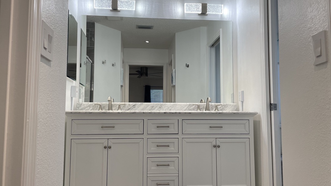 Photo of Bathroom in Duval