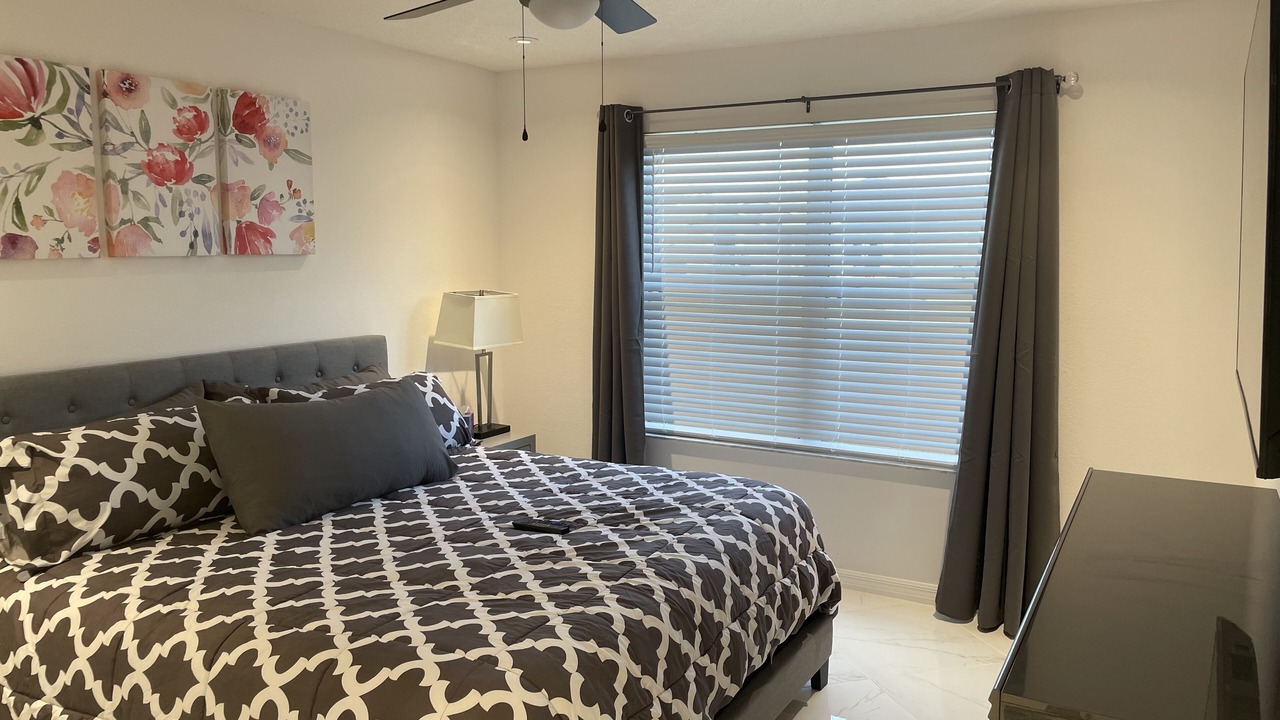 Photo of Bedroom in Duval