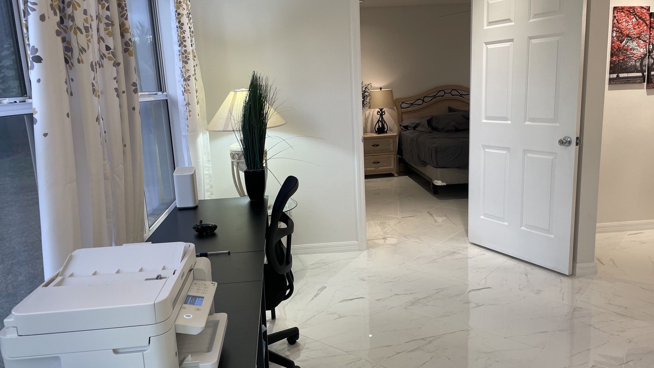 Photo of Bedroom in Duval