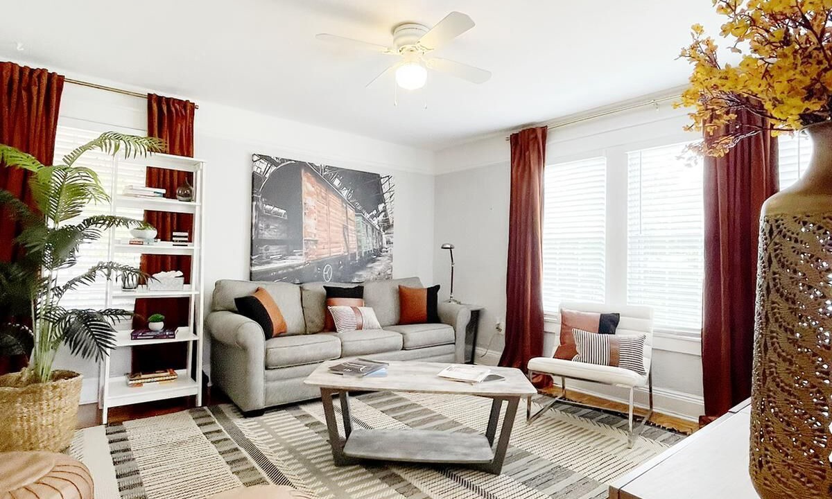 Photo of Livingroom in Virginia Park
