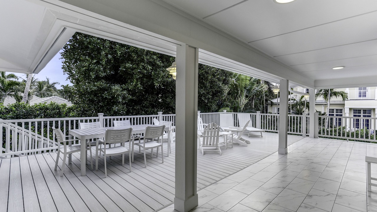 Photo of Outdoor in Old Naples