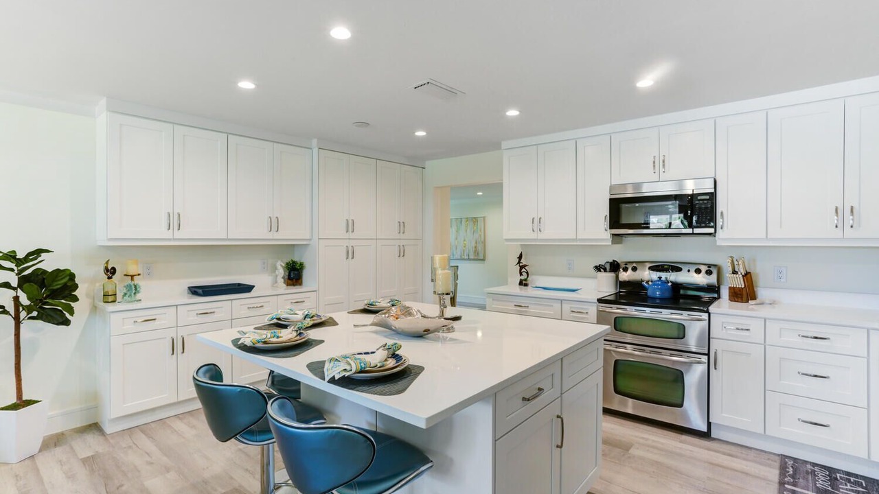 Photo of Kitchen in Lake Park
