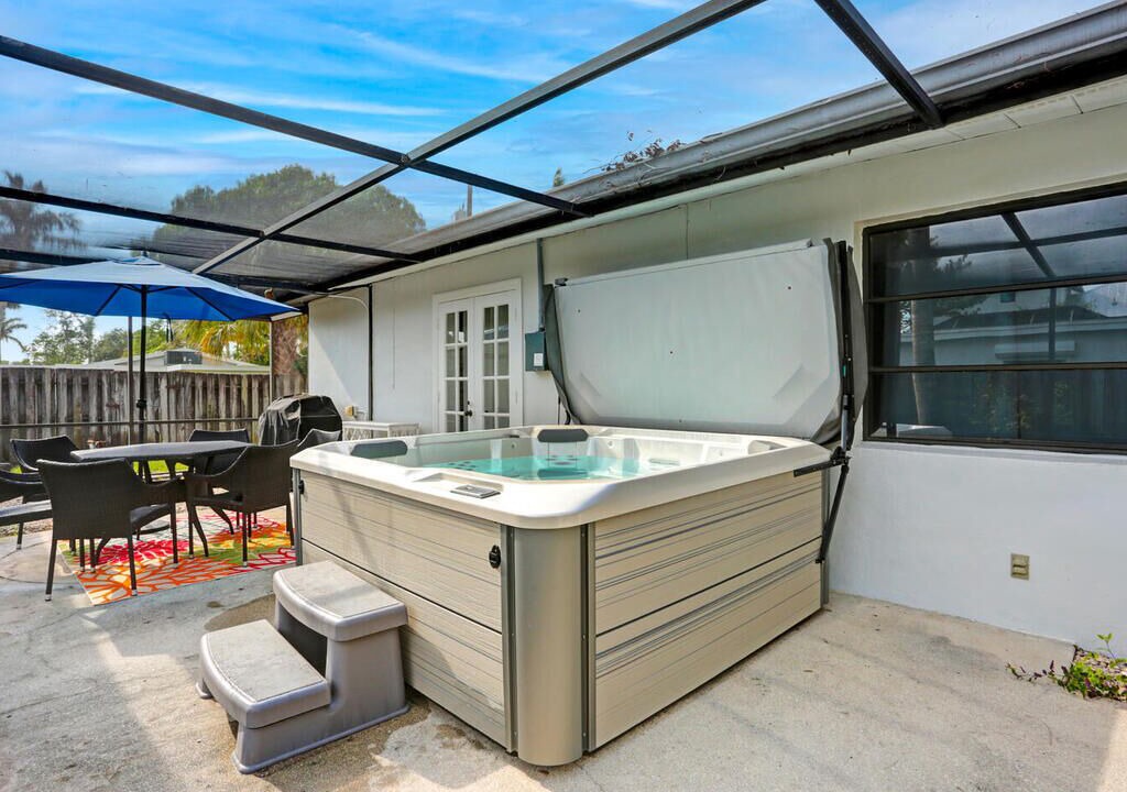 Photo of Patio Balcony in Lake Park