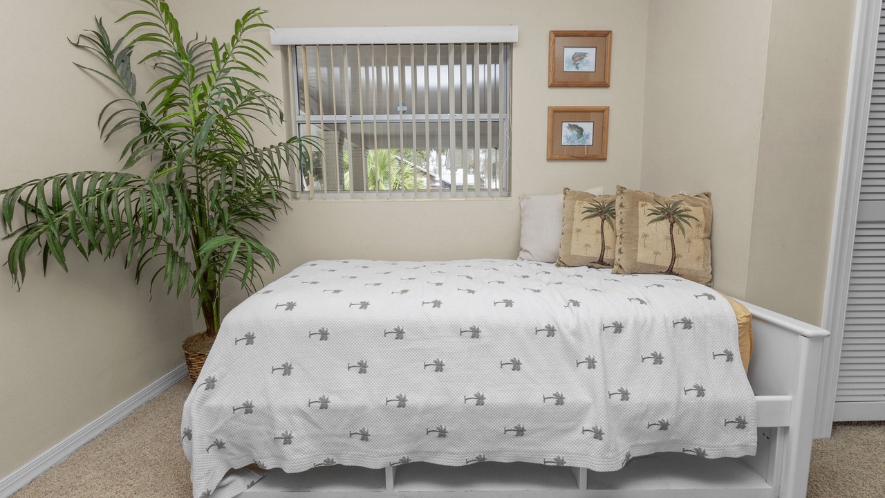 Photo of Bedroom in Dunnellon