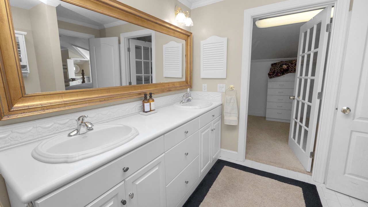 Photo of Bathroom in Dunnellon