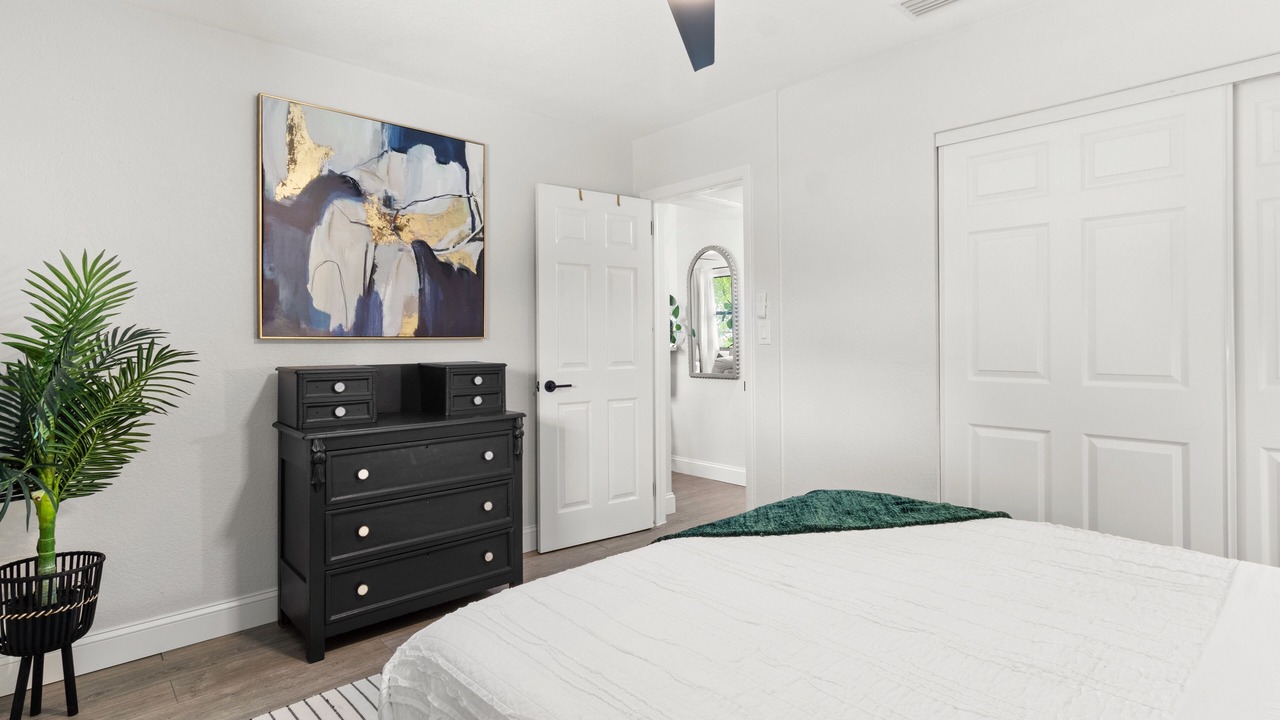 Photo of Bedroom in South Pinellas Community Council