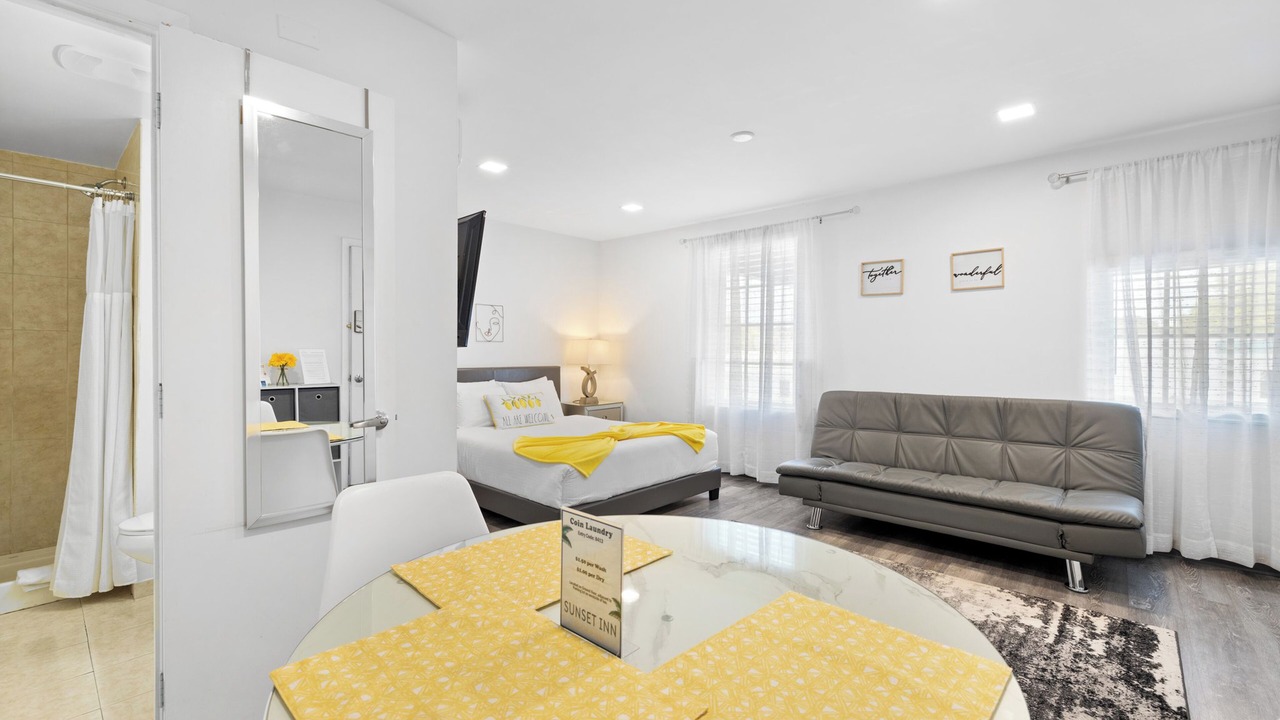 Photo of Livingroom in South Miami