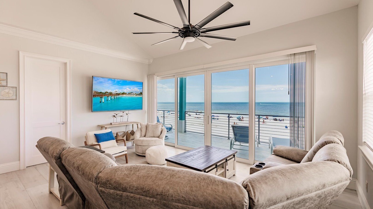 Photo of Livingroom in Fort Myers Beach
