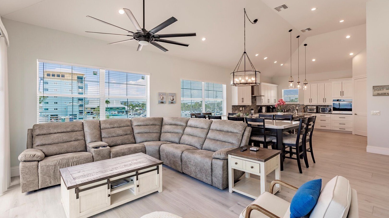 Photo of Livingroom in Fort Myers Beach