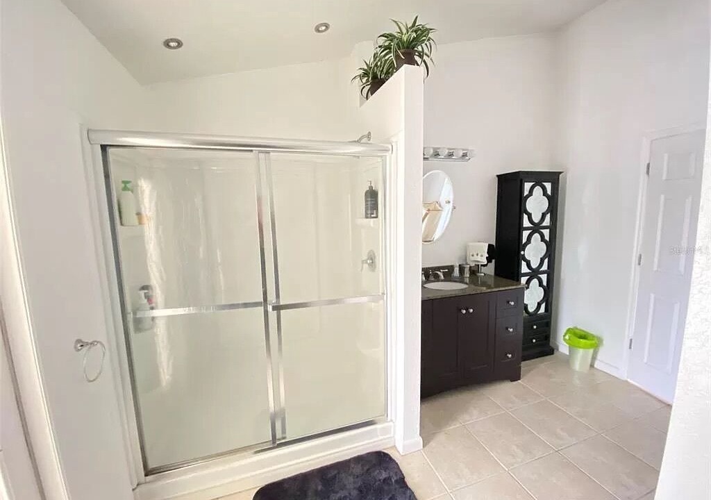 Photo of Bathroom in Sunridge Woods