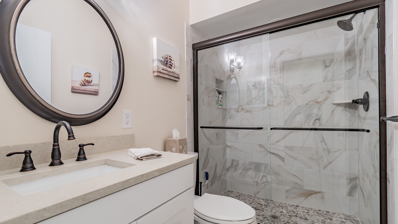 Photo of Bathroom in Oakford Park