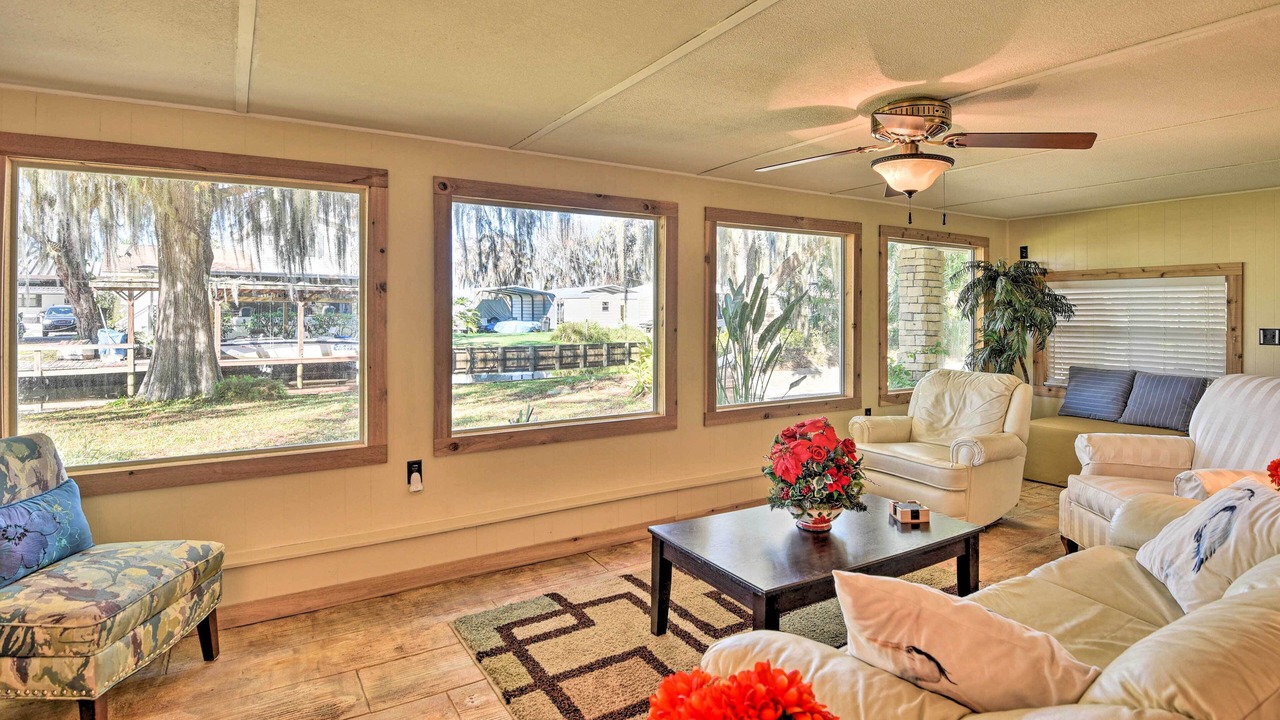 Photo of Bedroom in Crescent City