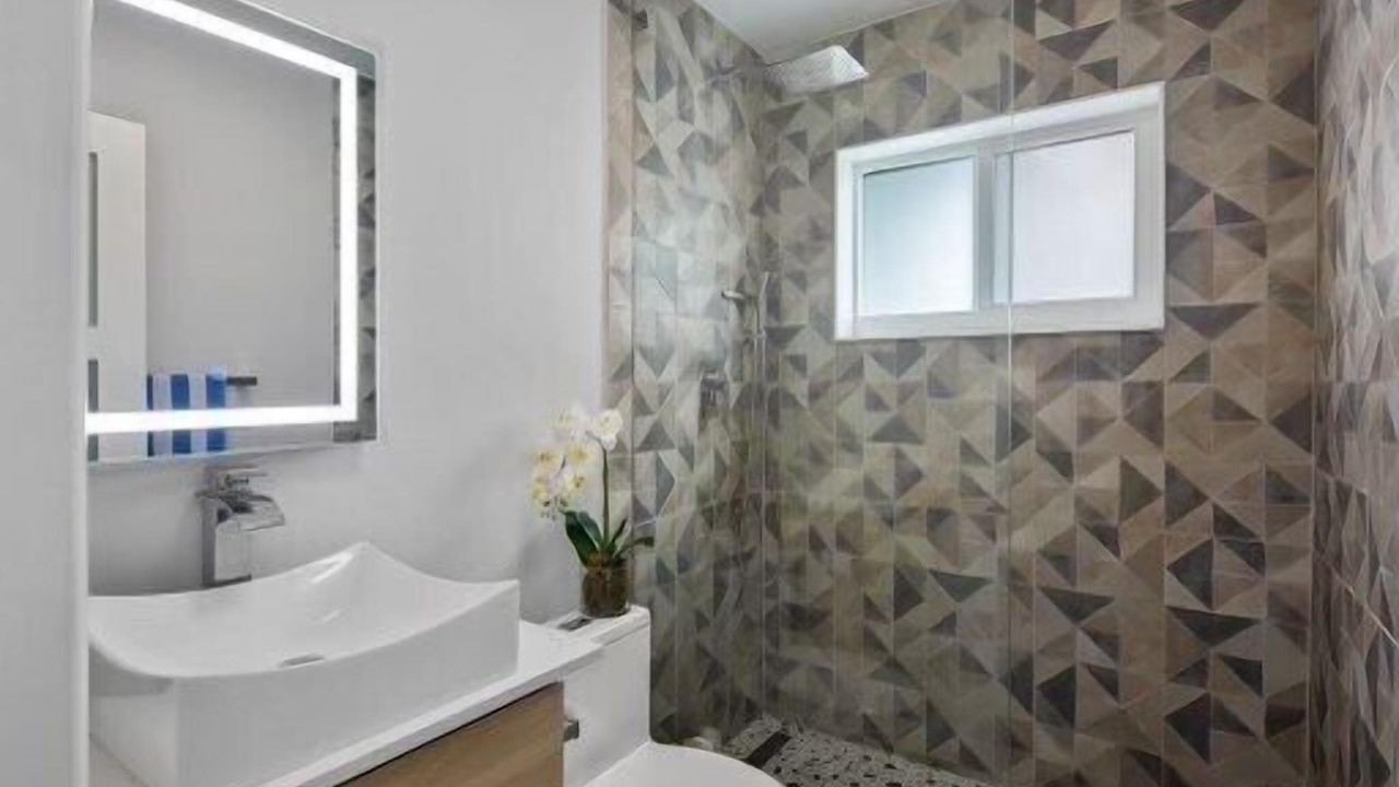 Photo of Bathroom in Midtown